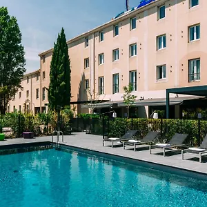 Escale Oceania 3*, Aix-en-Provence France